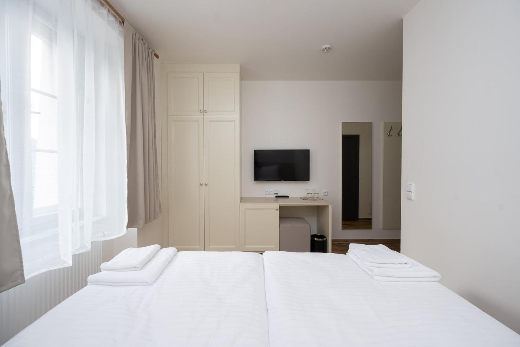 Hotel Barborsky Dvur Kutna Hora Exterior photo